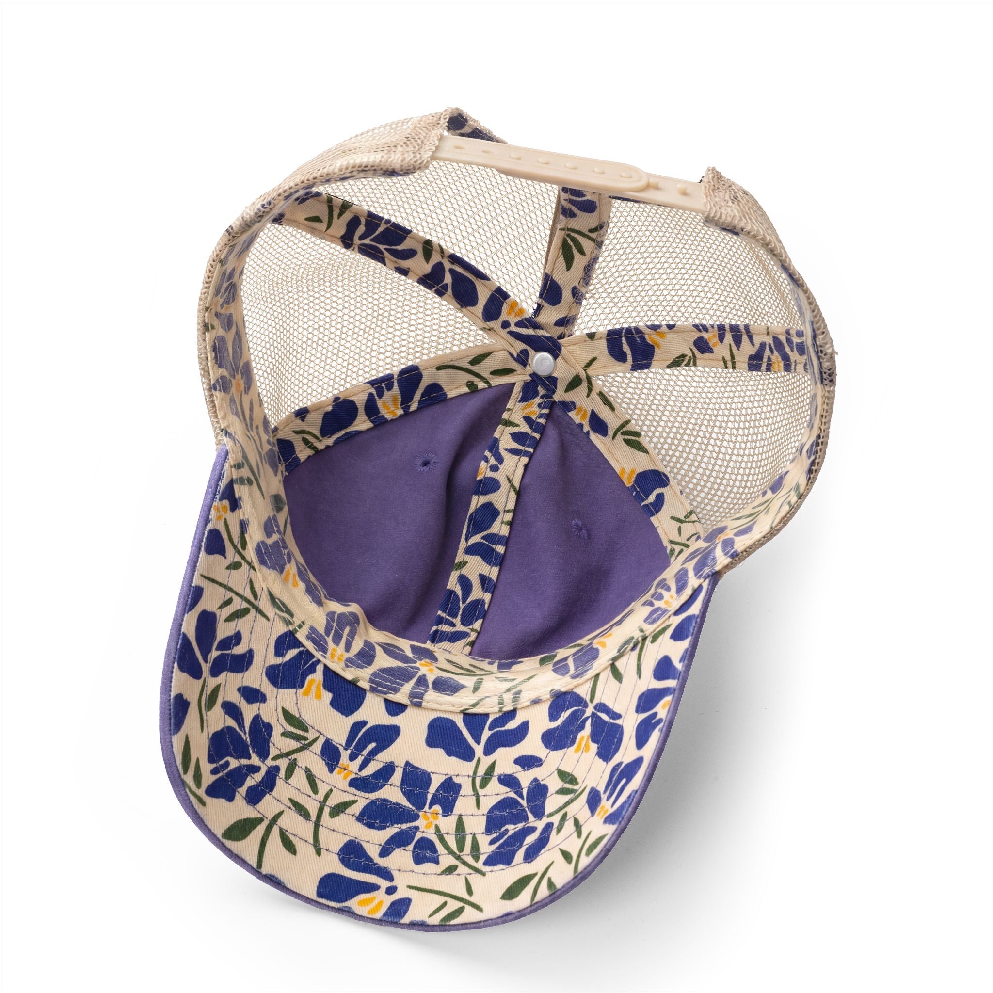 Women's Washed Mesh-Back Cap - Mama Bear