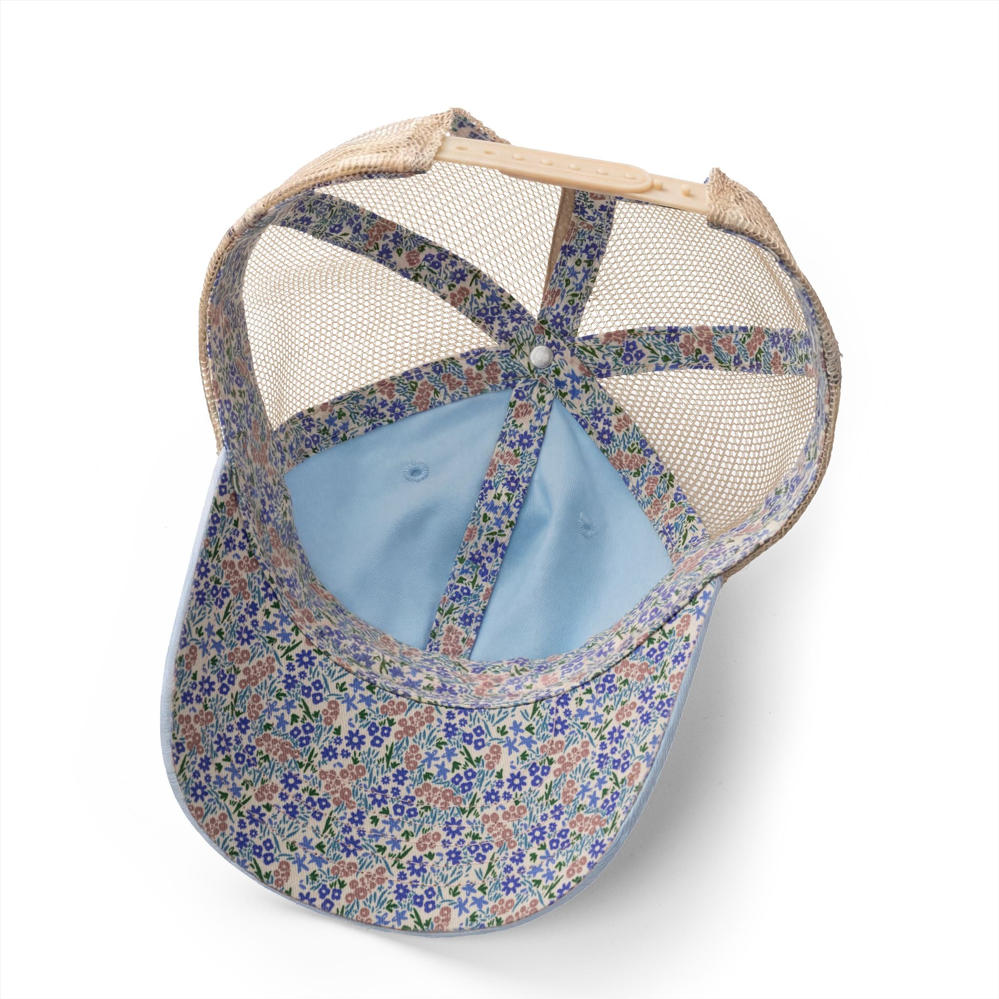 Women's Washed Mesh-Back Cap - Mama Bear
